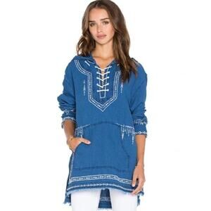 Blank NYC Womens M Blue Embroidered Boho Lightweight Denim Hooded Tunic Top NEW